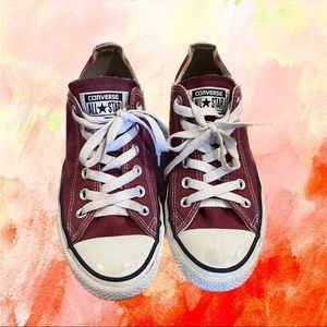 CONVERSE BURGUNDY LOW TOP